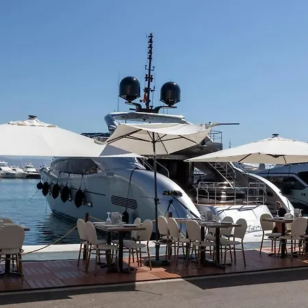 6 Luxury Sea View Puerto Banus * Марбелья